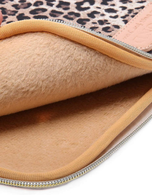 Load image into Gallery viewer, KY-03 Canvas Fabric 15.6 Inch Laptops Sleeve - Brown Leopard Print
